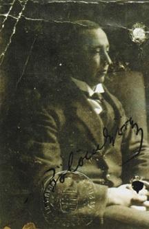 Bölöni György portréja, 1906 körül, fotográfia, Budapest, PIM. Közölve: Magyar Vadak 2006, 219.