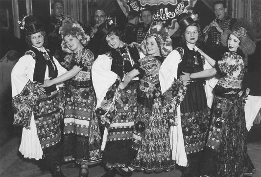 Korb Flóra balett-társulata: Magyar tánc, 1930-as évek első fele