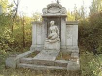 Korb Erzsébet síremléke a Kerepesi temetőben Kisfaludi Stróbl Zsigmond szobrával