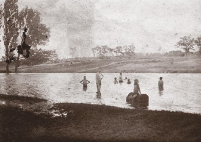 Szentjakabi tó nyáron 1910 körül Göttinger Károlyné tulajdona
