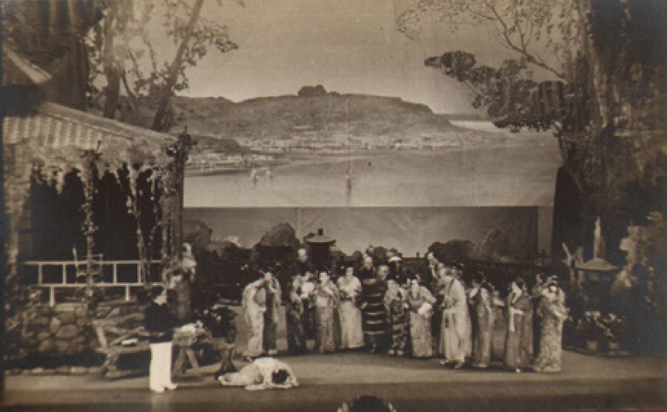 Giacomo Puccini: Pillangókisasszony, I. felvonás. 1931, Magyar Állami Operaház © Fotó: Magyar Állami Operaház Archívuma