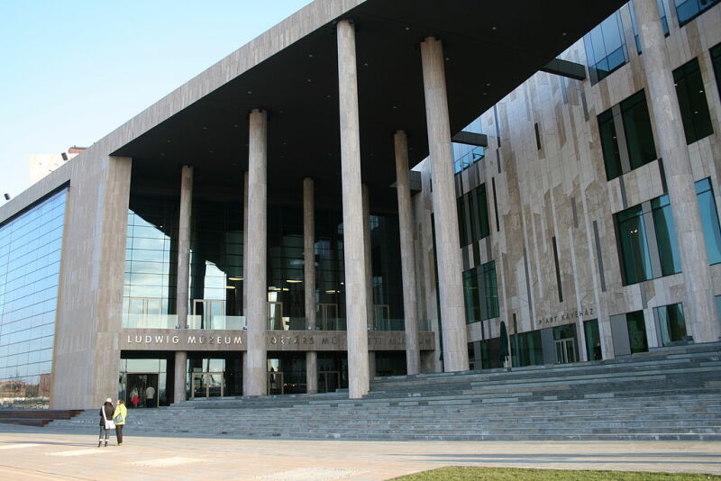 1024px-Palace_of_Arts.jpg