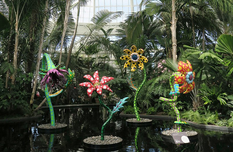 Yayoi kusama cosmic nature new york botanical gardens designboom 16