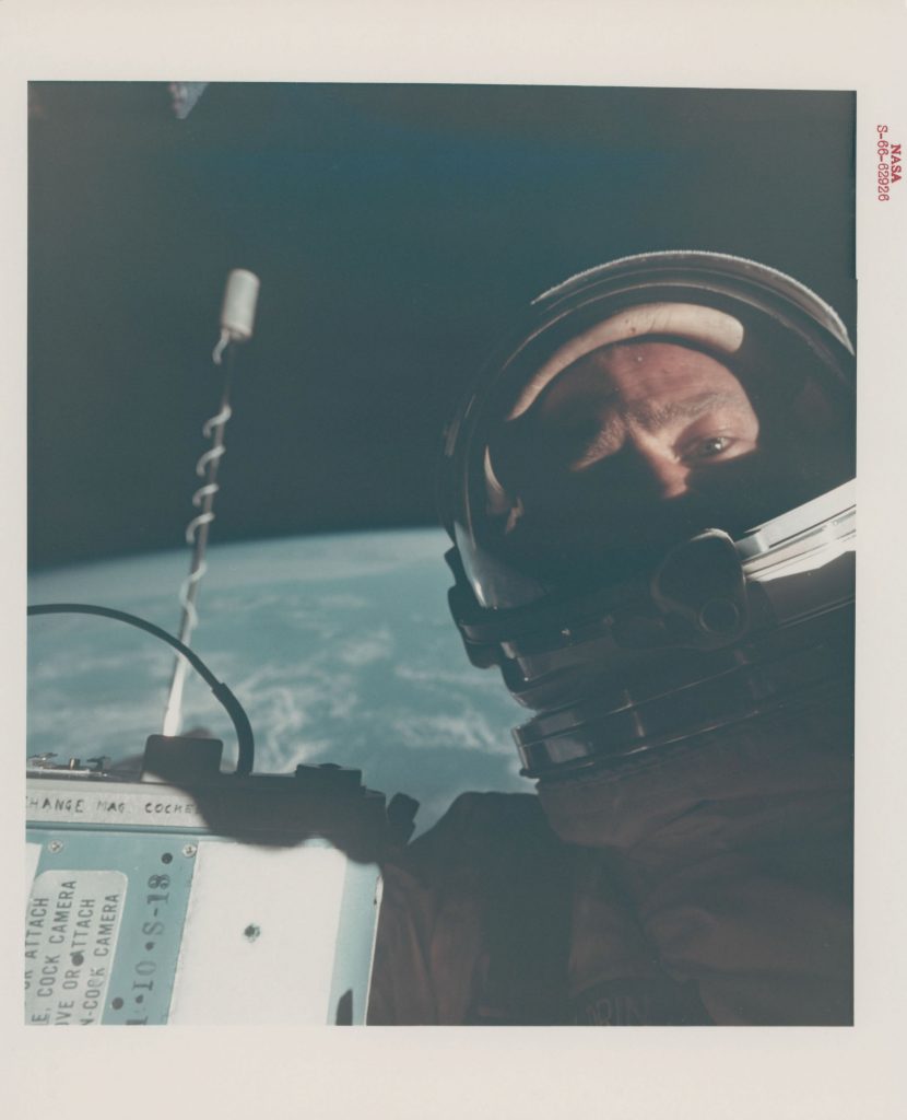 2020 cks 20142 0153 000first self portrait in space november 11 15 1966 buzz aldrin gemini xi123134 830x1024