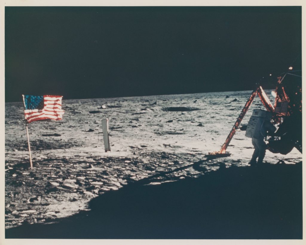 2020 cks 20142 0345 000the only photograph of neil armstrong on the moon july 16 24 1969 buzz101355 1024x819